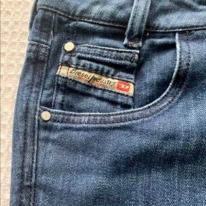 Vintage Diesel button fly bootcut jeans - Sz 29